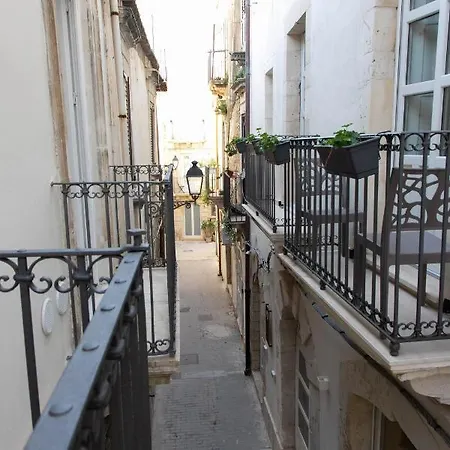 Le Grazie Romantic House By Dimore Trinacria Apartment *